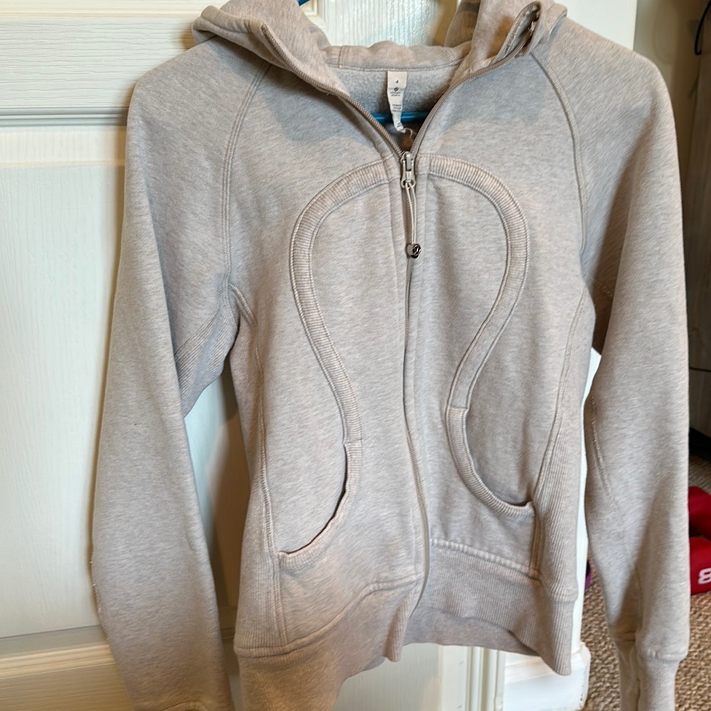 Lululemon full zip scuba